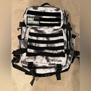 WolfPack Black Marble 35L
